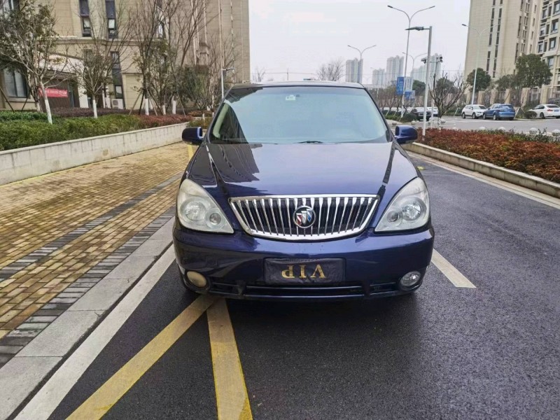 苏州13年别克GL81