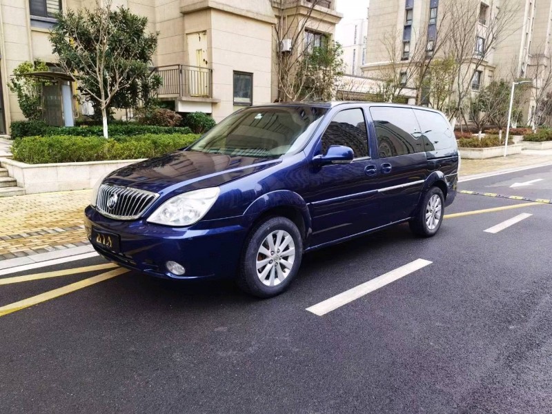 苏州13年别克GL83