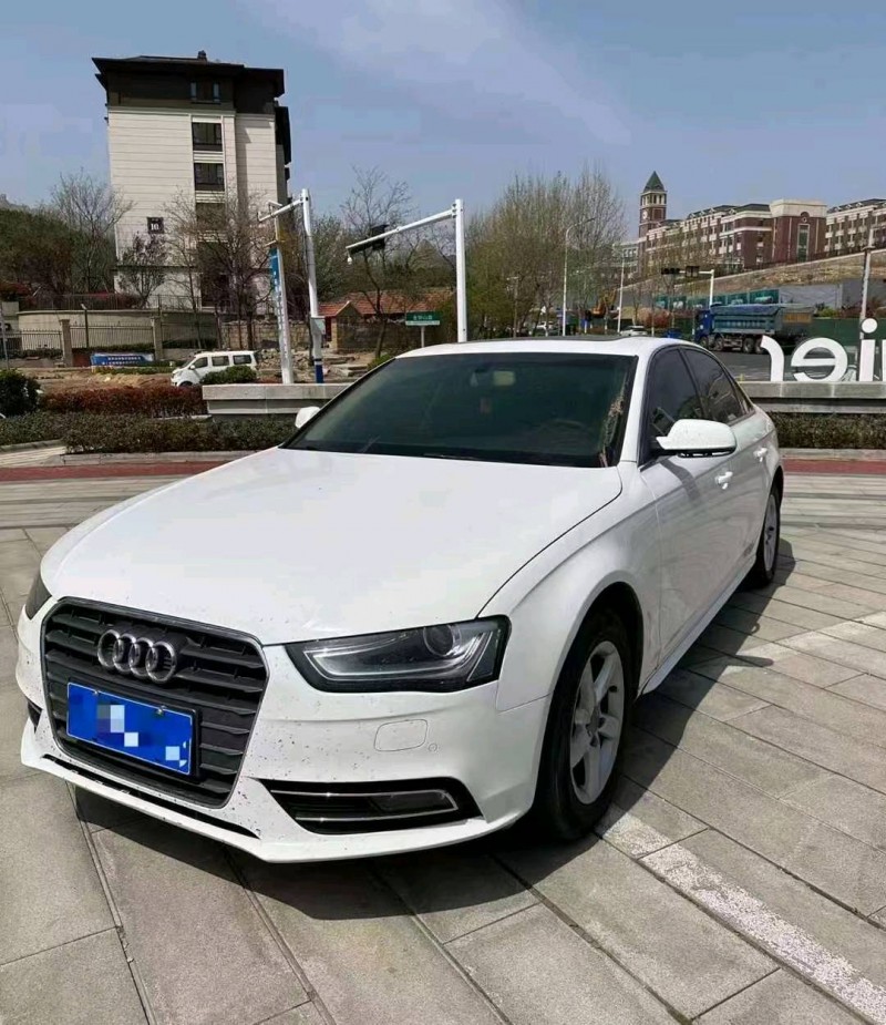 青岛13年奥迪A4L3