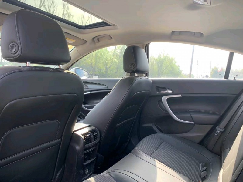 徐州16年别克君威8