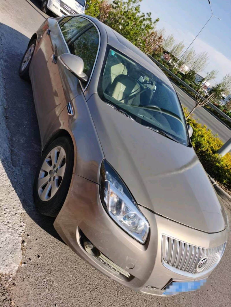 济南10年别克君威3