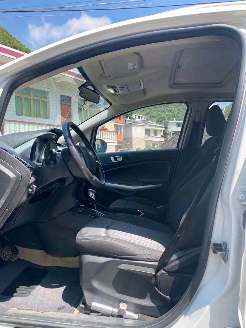 淄博15年福特翼搏2