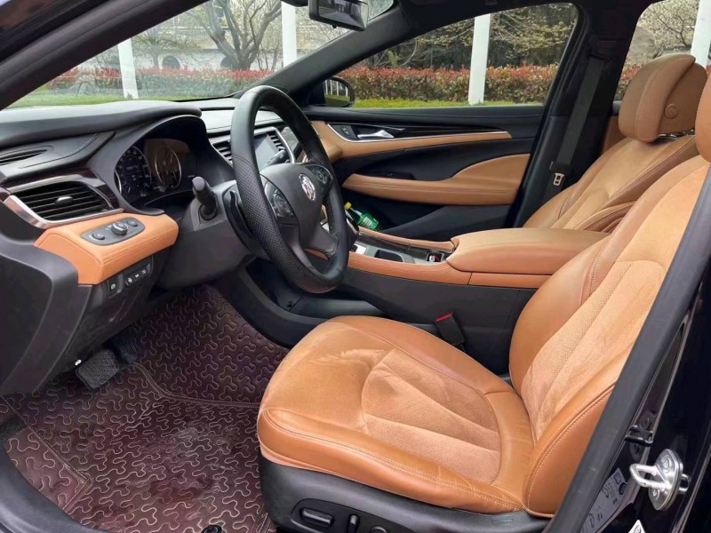 济南20年别克君越4