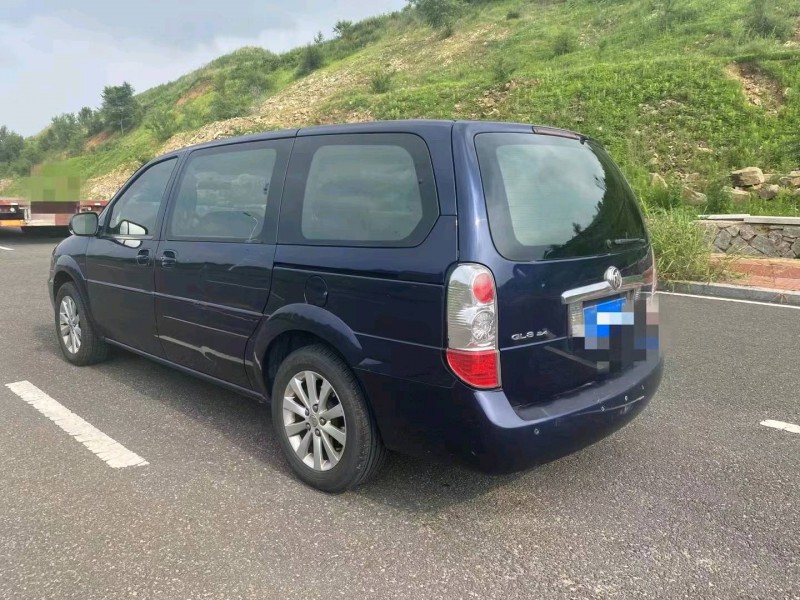 济南11年别克GL88