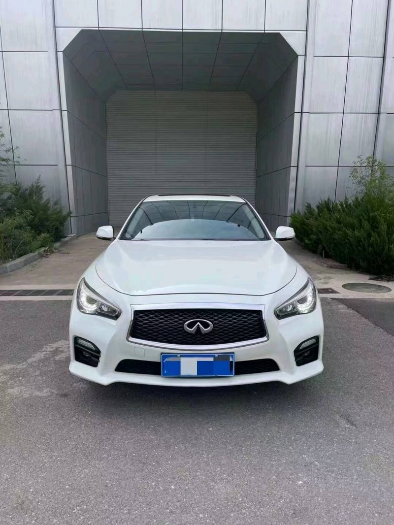 青岛16年英菲尼迪Q50L1
