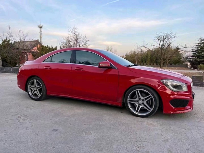 青岛16年奔驰CLA2