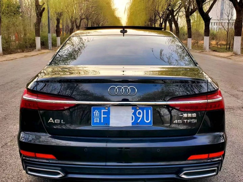 青岛21年奥迪A6L6
