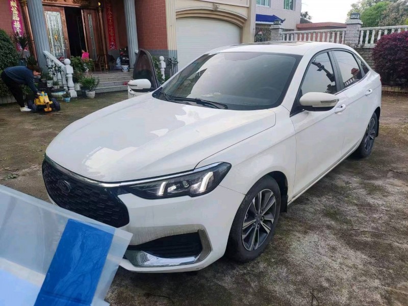 宜昌21年福特福睿斯7