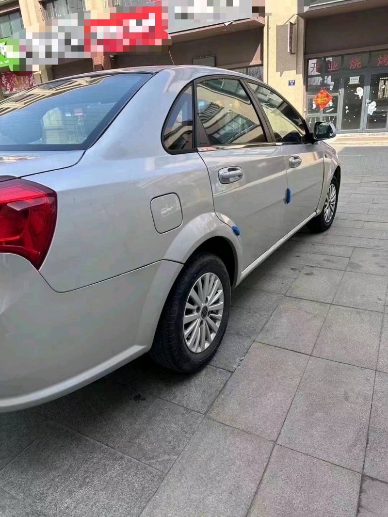 临沂16年别克凯越7