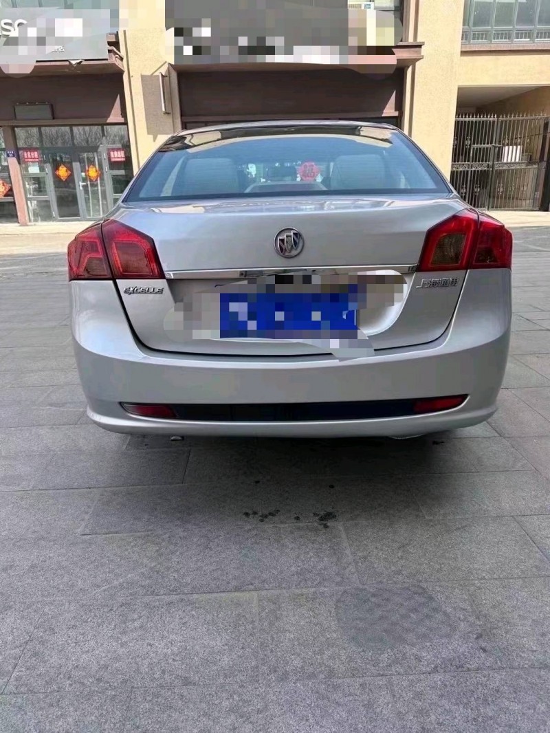 临沂16年别克凯越9