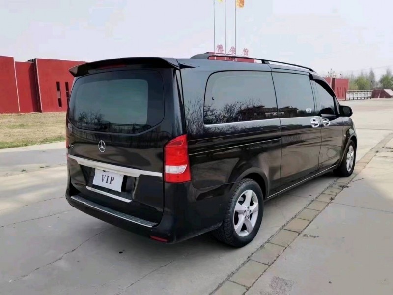 潍坊17年奔驰威霆7