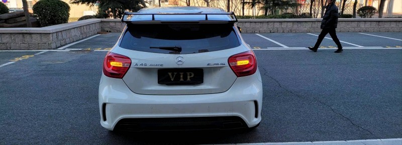 青岛15年奔驰AMG9