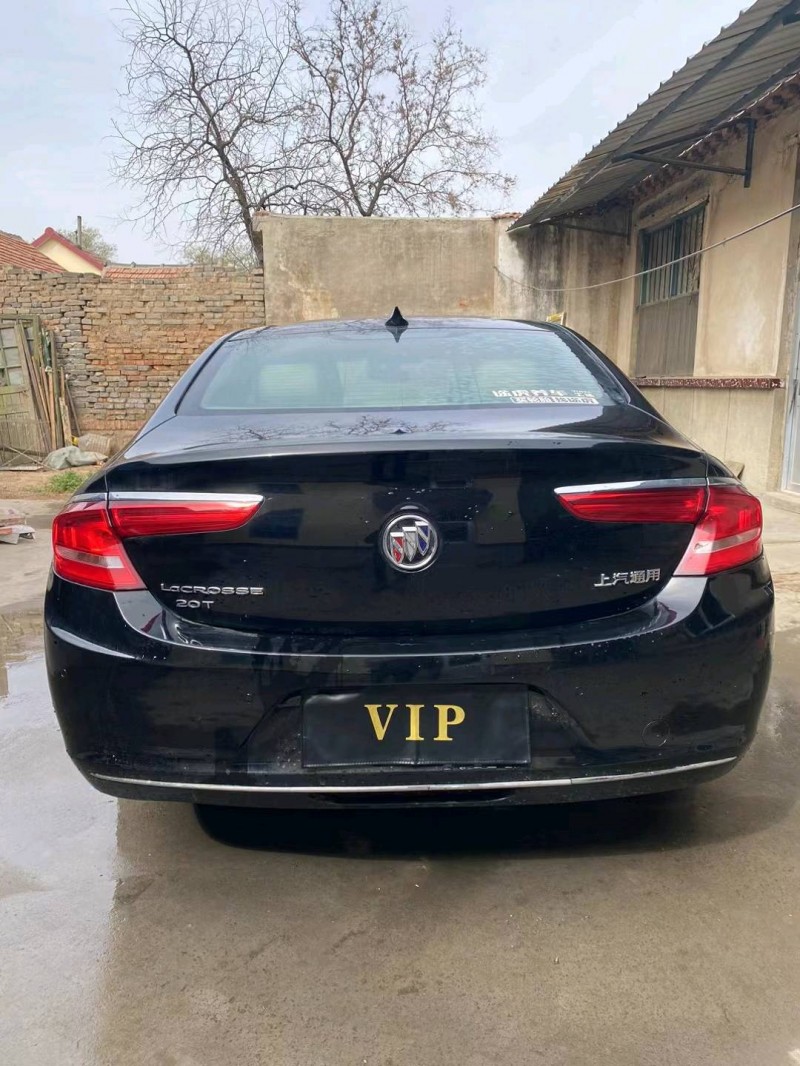 淄博17年别克君越9