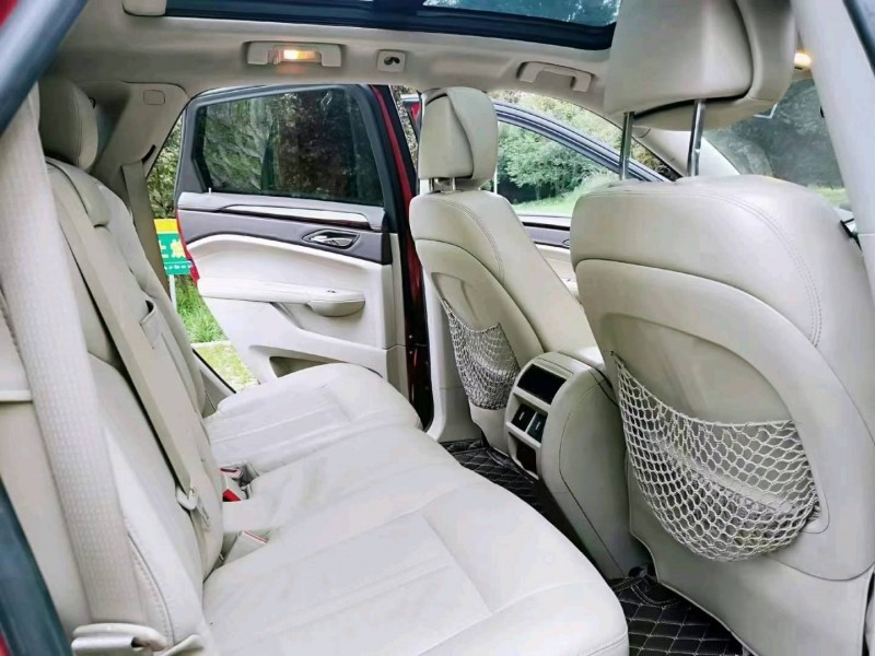 潍坊10年凯迪拉克SRX6