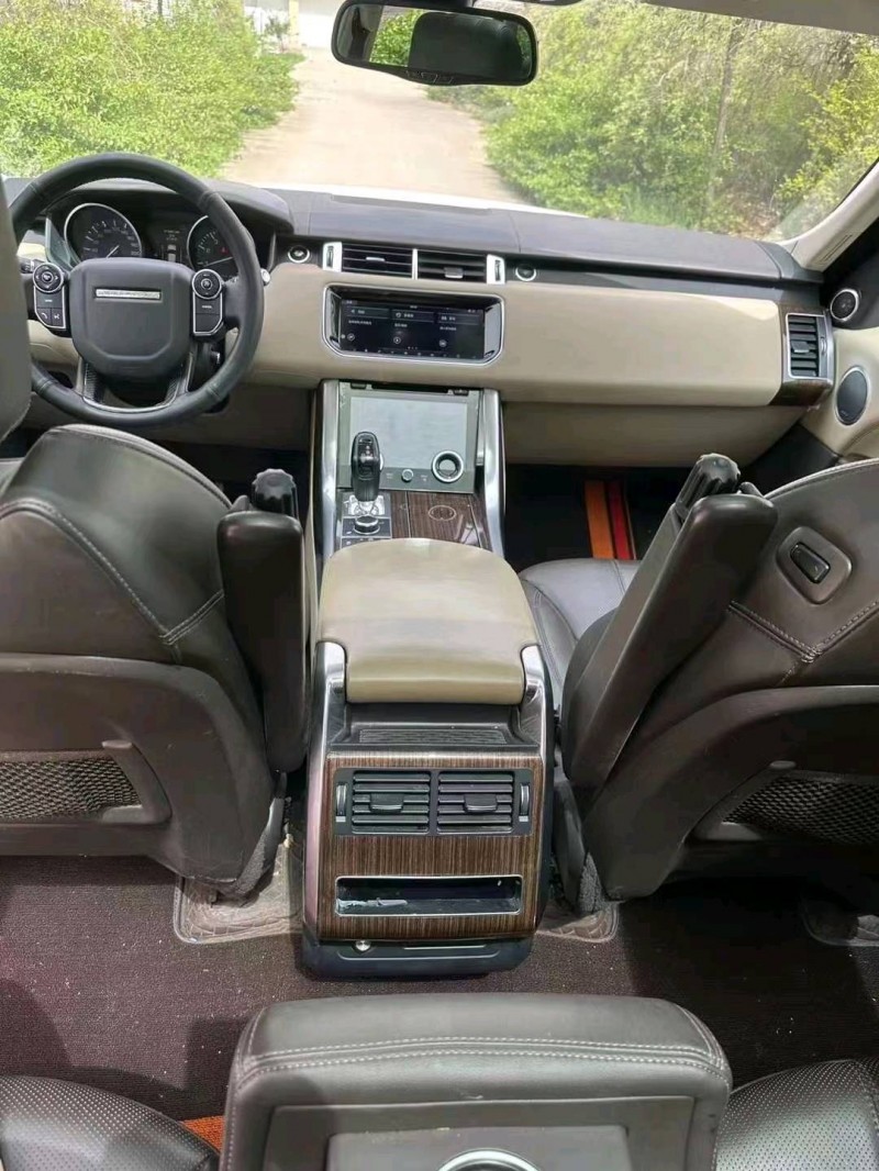 青岛14年路虎揽胜运动5