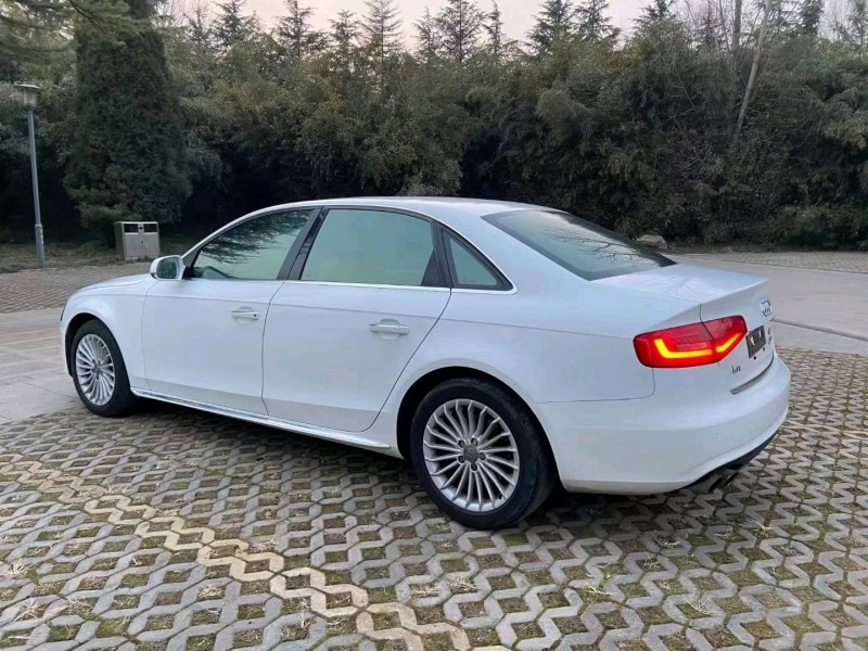 潍坊16年奥迪A4L7