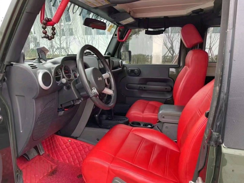 聊城09年Jeep牧马人4