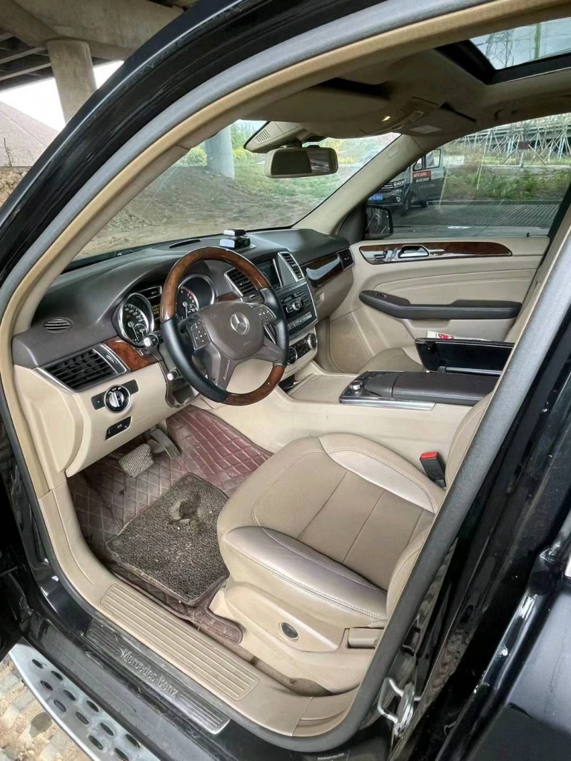 青岛13年奔驰ML3