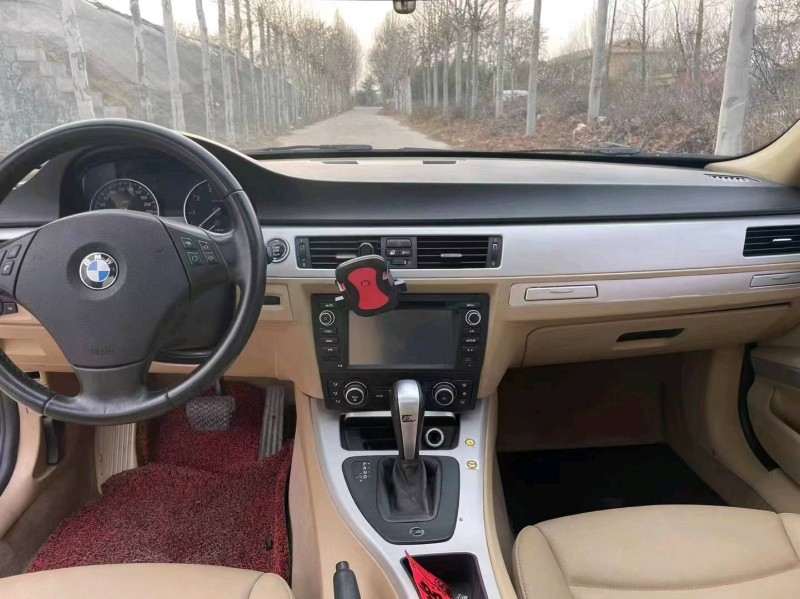 潍坊11年宝马3系4