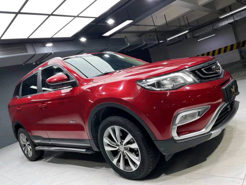 成都17年吉利博越3