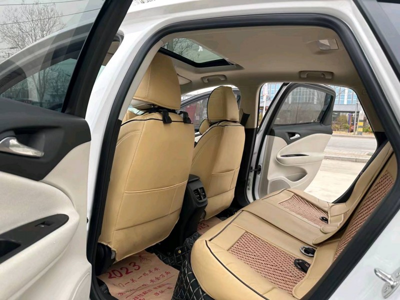 徐州21年别克威朗5