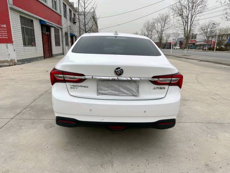 徐州21年别克威朗9