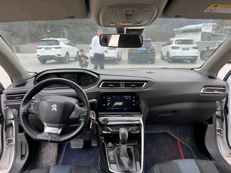 成都19年标致3084