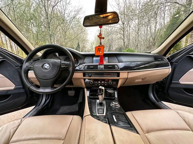 济南11年宝马5系6