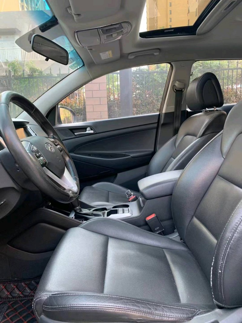 淮南16年现代途胜4