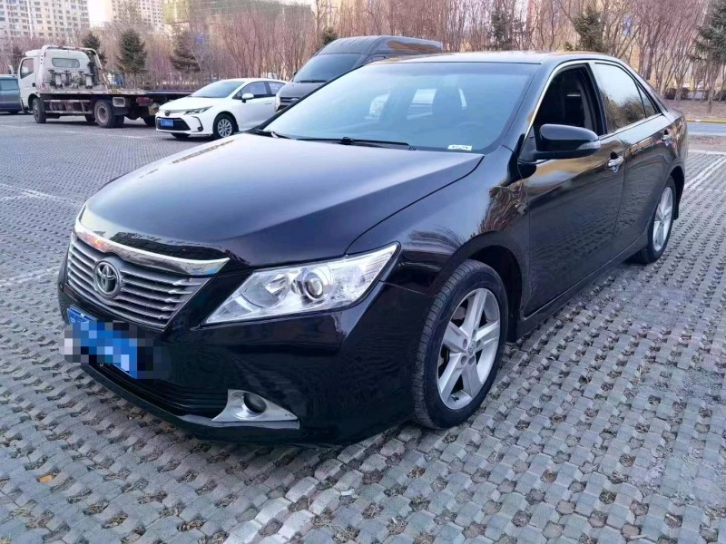 济宁14年丰田凯美瑞1