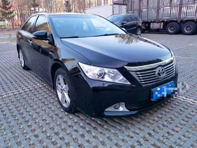 济宁14年丰田凯美瑞2