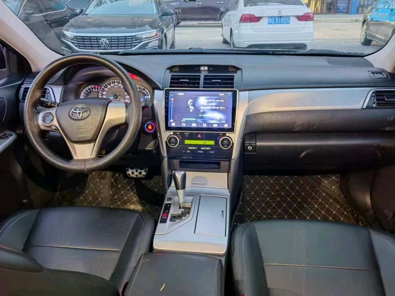 济宁14年丰田凯美瑞6