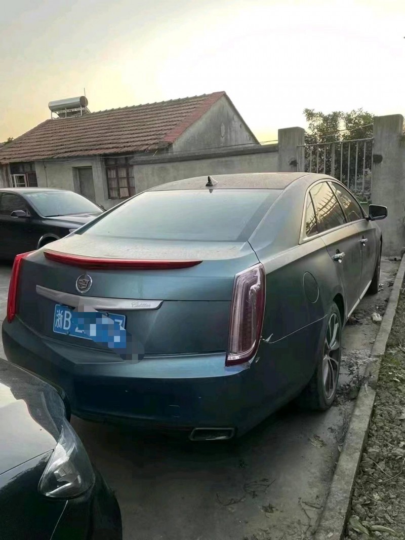 嘉兴16年凯迪拉克XTS3