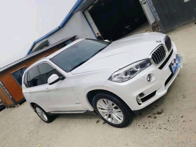 济南18年宝马X54