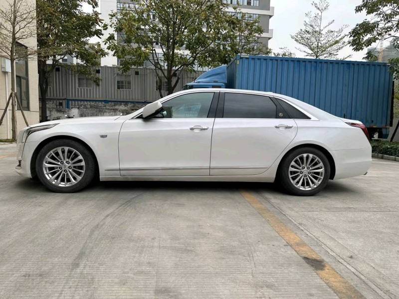 佛山18年凯迪拉克CT66