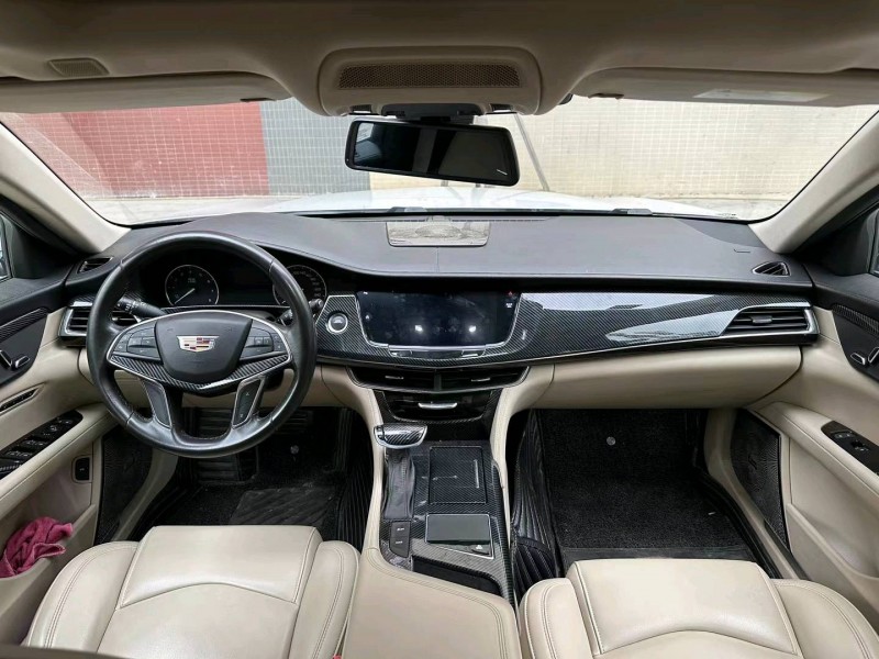 佛山18年凯迪拉克CT68