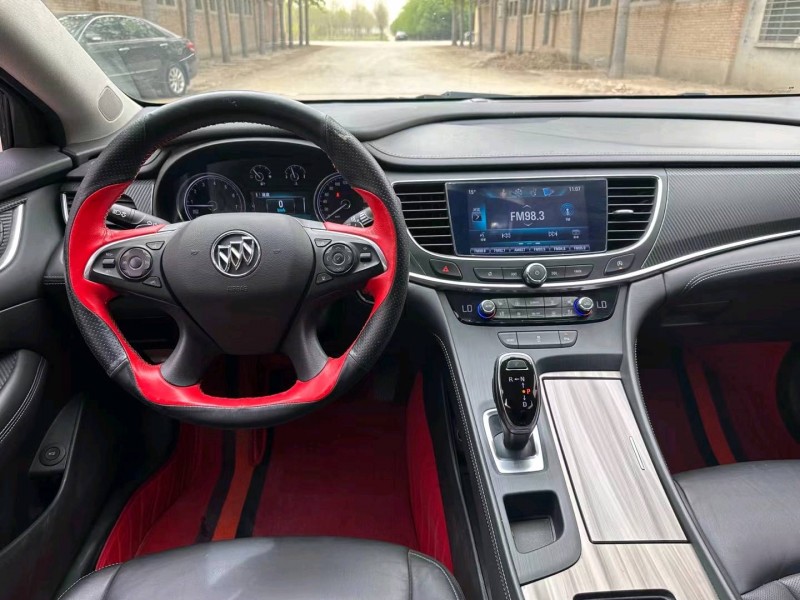 保定18年别克君越6