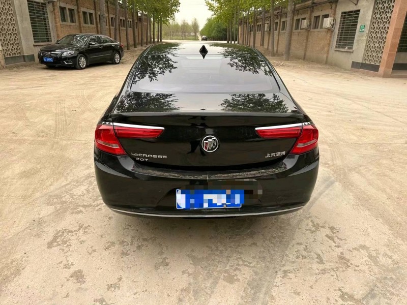 保定18年别克君越9