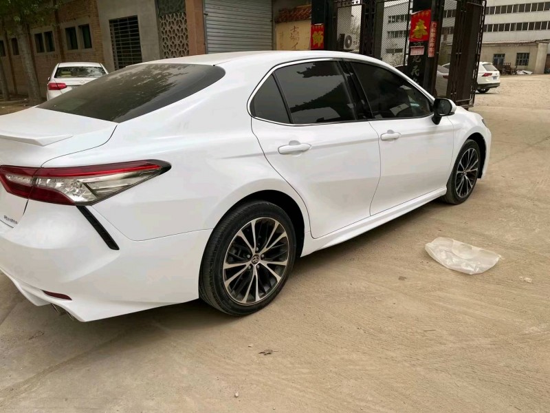 保定18年丰田凯美瑞4