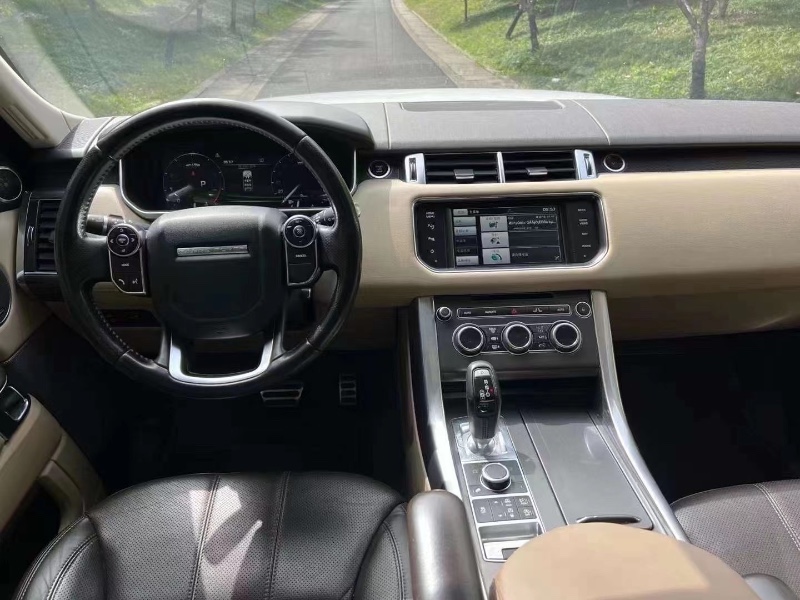 嘉兴14年路虎揽胜运动3