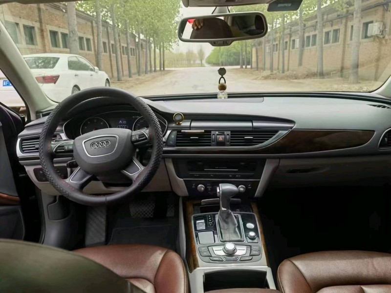 保定13年奥迪A6L8