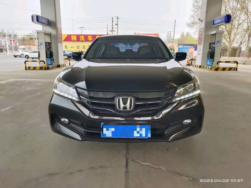 保定16年本田雅阁1