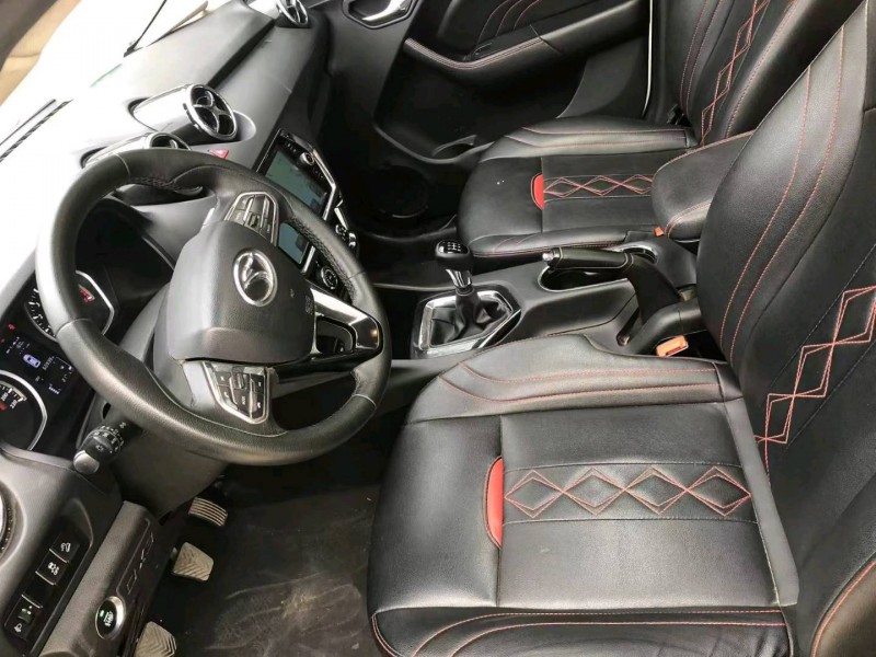 保定18年东南汽车DX36