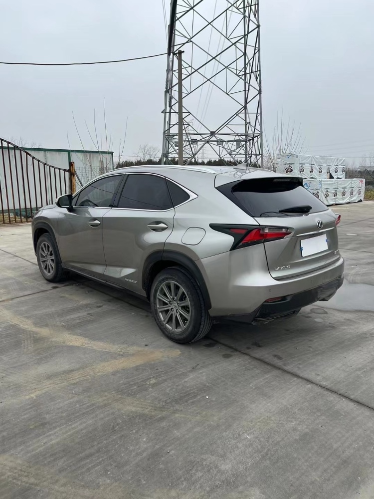 徐州15年雷克萨斯NX8