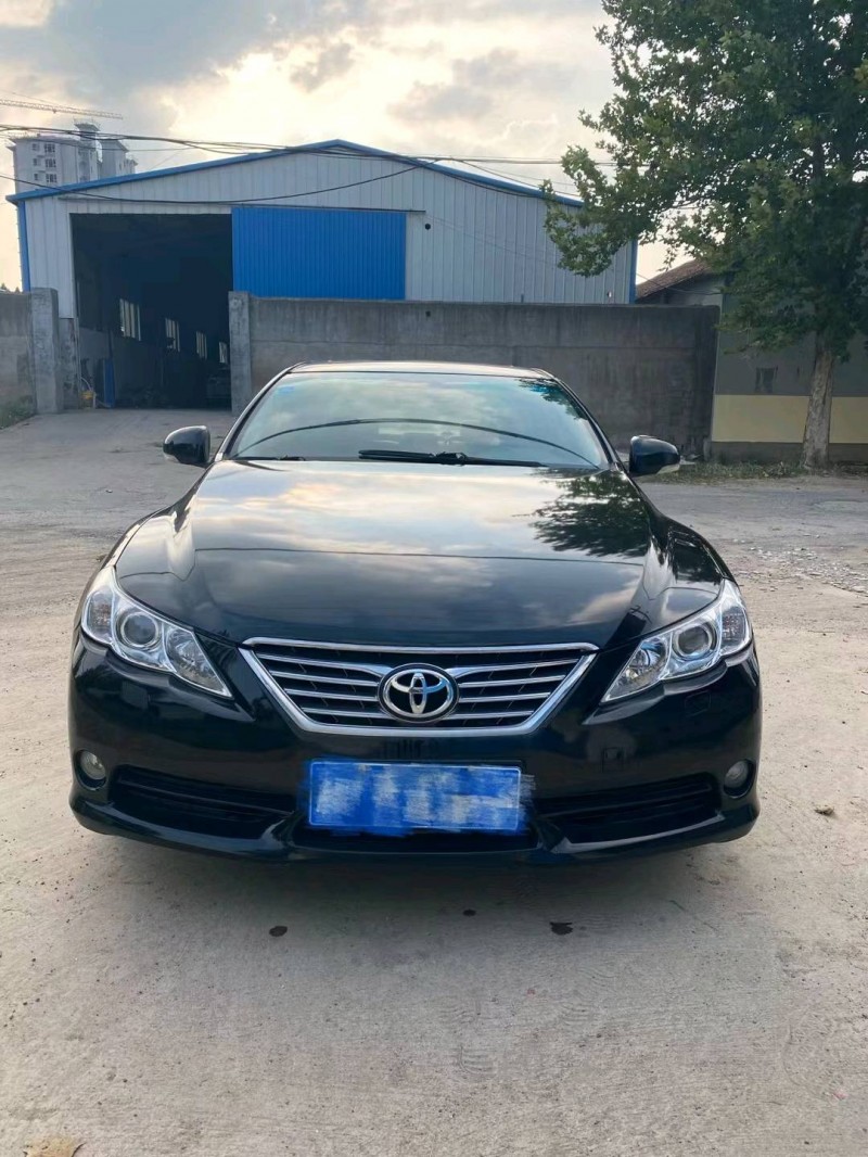 潍坊12年丰田锐志1