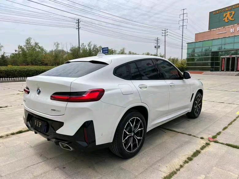 盐城22年宝马X48