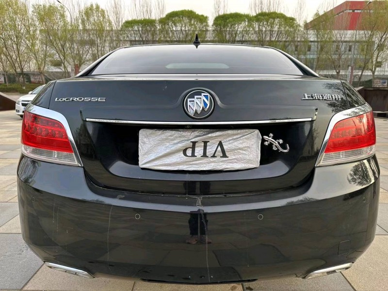 沈阳13年别克君越8