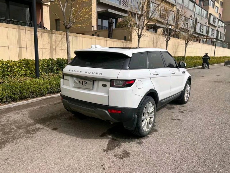 淄博18年路虎极光6