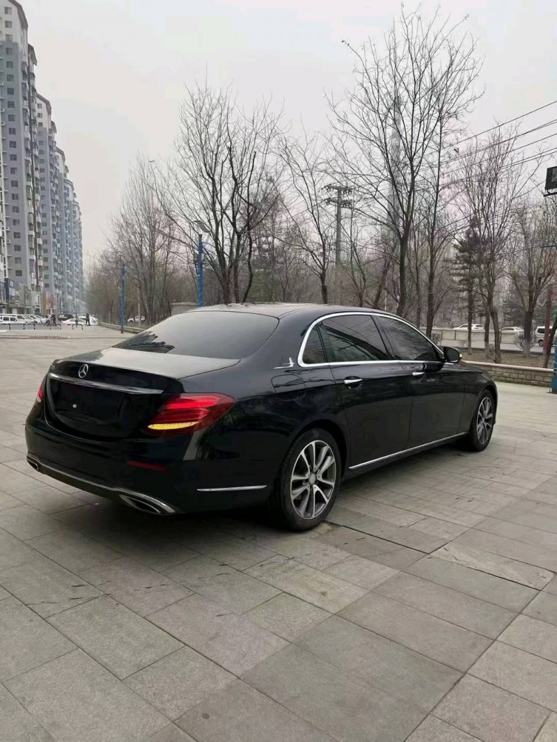 沈阳17年奔驰E8