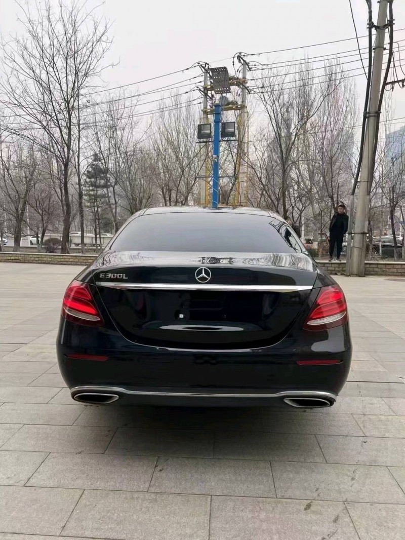 沈阳17年奔驰E9
